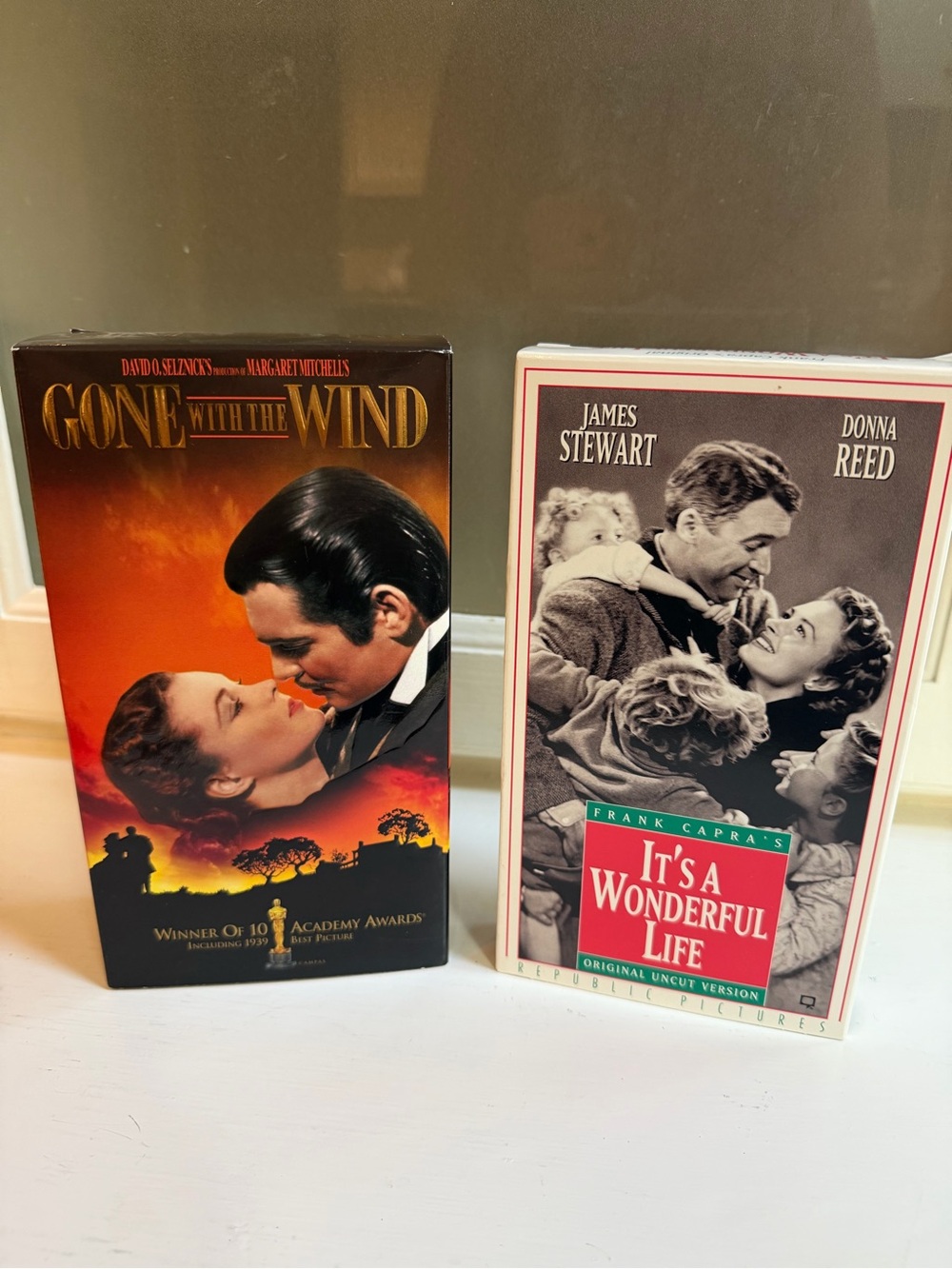 Classic Movie Box Set: Gone with the Wind & It's a Wonderful Life - Black/White